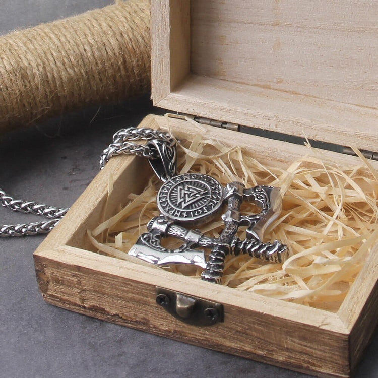 Collar vikingo "Twin Axe Necklace