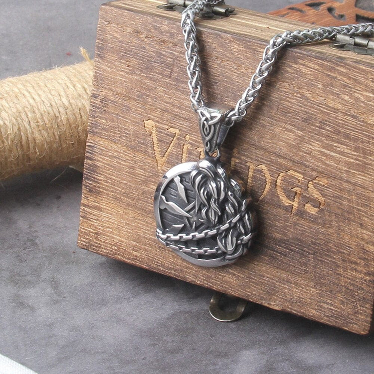 Collar Vikingo \"Fenrir's Fur Shield Necklace