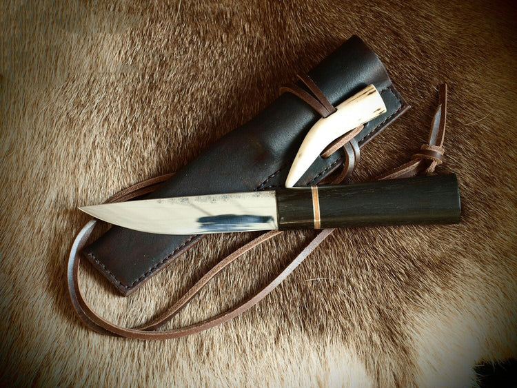 Cuchillo vikingo - Dague du Valkyrie