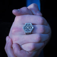 Anillo rúnico vikingo Vegvisir - Acero inoxidable