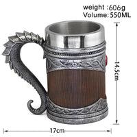 Taza vikinga \"aliento de dragón\" de resina