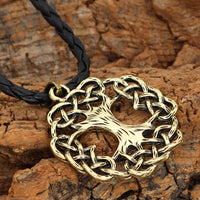 Collar de raíz de yggdrasil