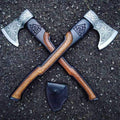 Símbolos de hachas vikingas Valknut y Aegishjalmur