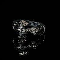 Brazalete vikingo Hacha pesada de cuero