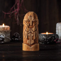 Estatua de madera de Thor